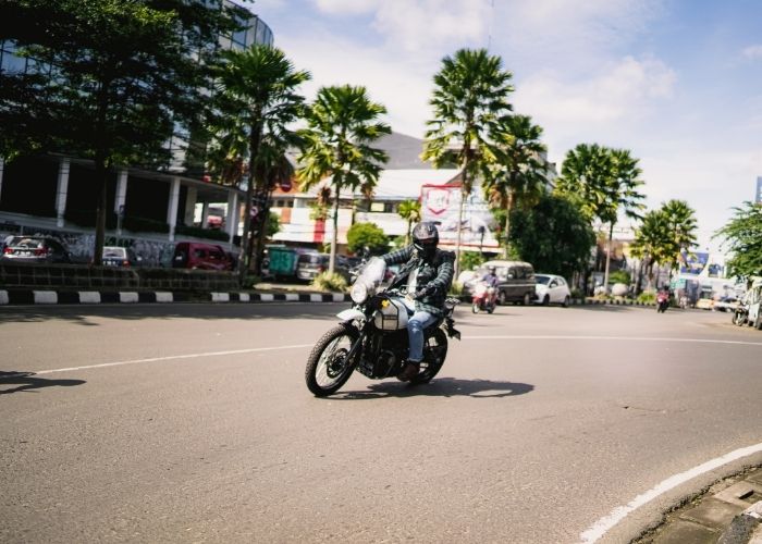Cara Belajar Keseimbangan Naik Motor