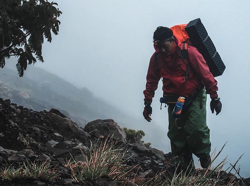 TIM PENDAKI EKSPEDITOR EKSPEDISI 28 GUNUNG SLAMET JATENG