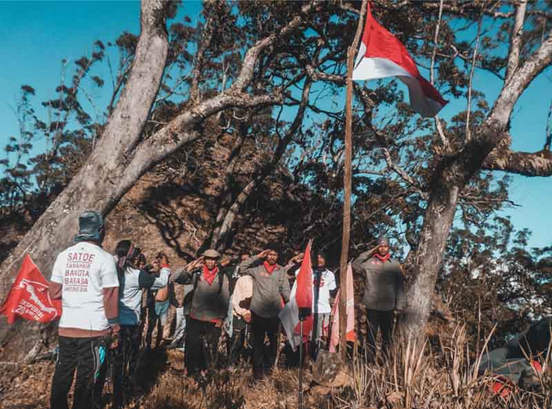 UPACARA UCAP ULANG SUMPAH PEMUDA - KILAS BALIK EKSPEDISI 28 GUNUNG KOYA-KOYA