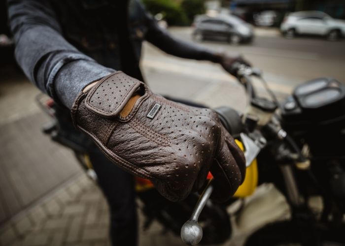 Tips Berkendara Sepeda Motor