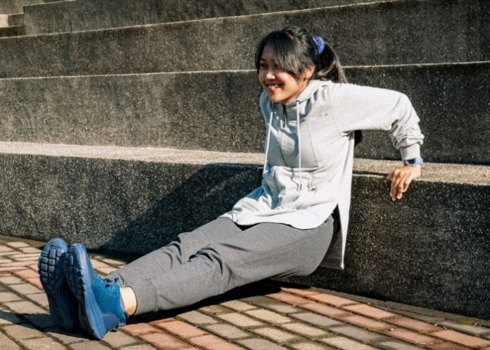 olahraga mengecilkan perut