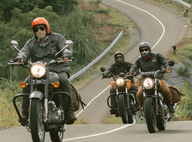 Barrow Coach Jacket dan Sloper Bomber Jacket