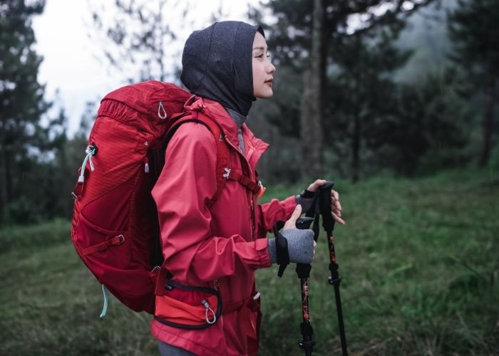 outfit naik gunung wanita