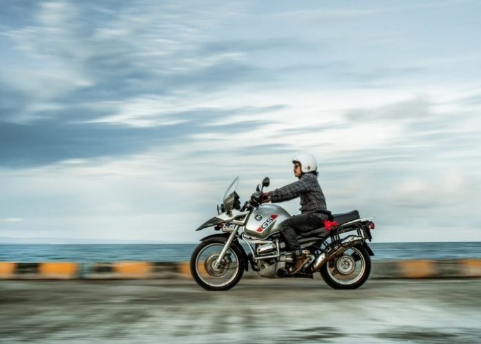 tips mengendarai motor kopling