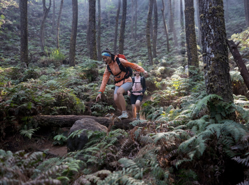 Inspirasi Outfit Naik Gunung