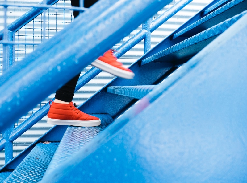 Manfaat Naik Turun Tangga