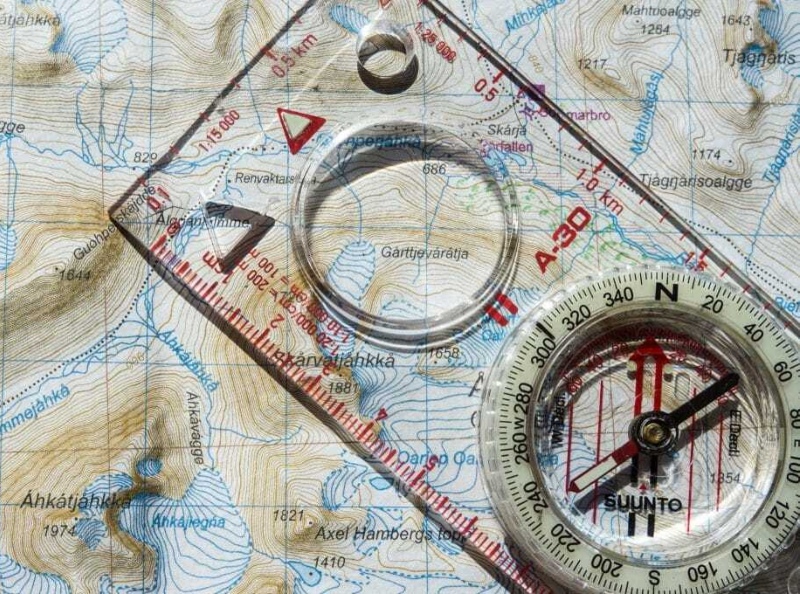 cara membaca peta topografi