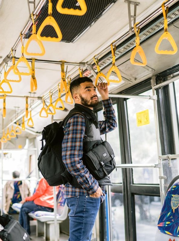 style kemeja kotak-kotak pria