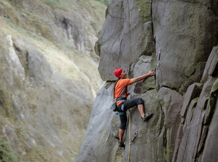 teknik panjat tebing