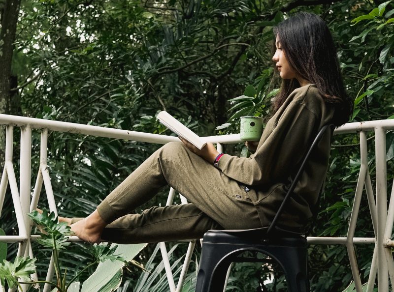 perbedaan crewneck dan sweater