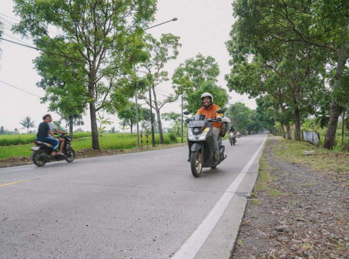 rompi touring motor