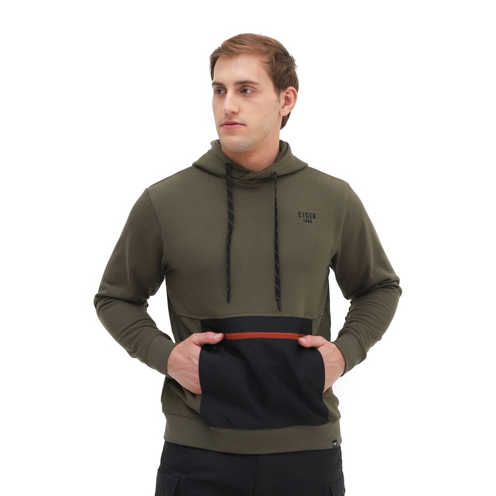 wanderhaul sweatshirt merupakan hoodie dari EIGER