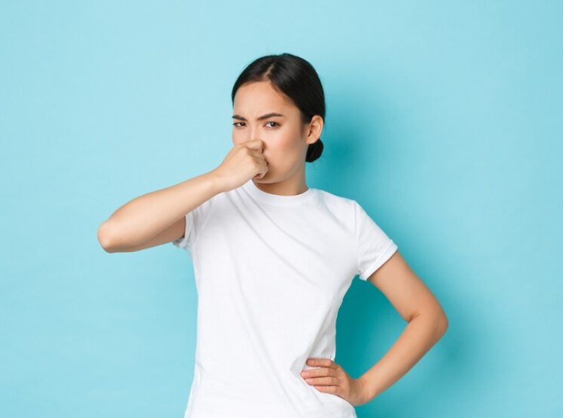 cara membedakan bau badan