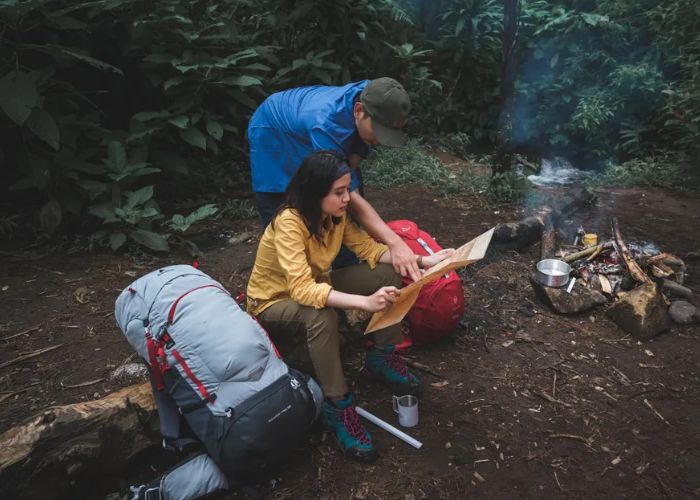 naik gunung saat puasa