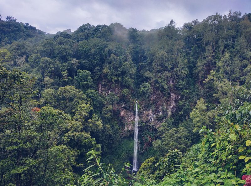 air terjun Coban Rondo