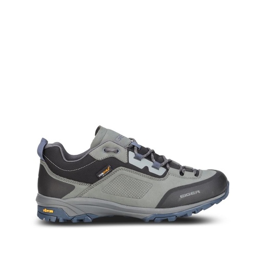 Mamba Low merupakan Rekomendasi Sepatu Kulit dari EIGER