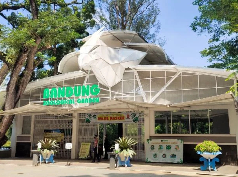 tempat wisata dekat stasiun bandung