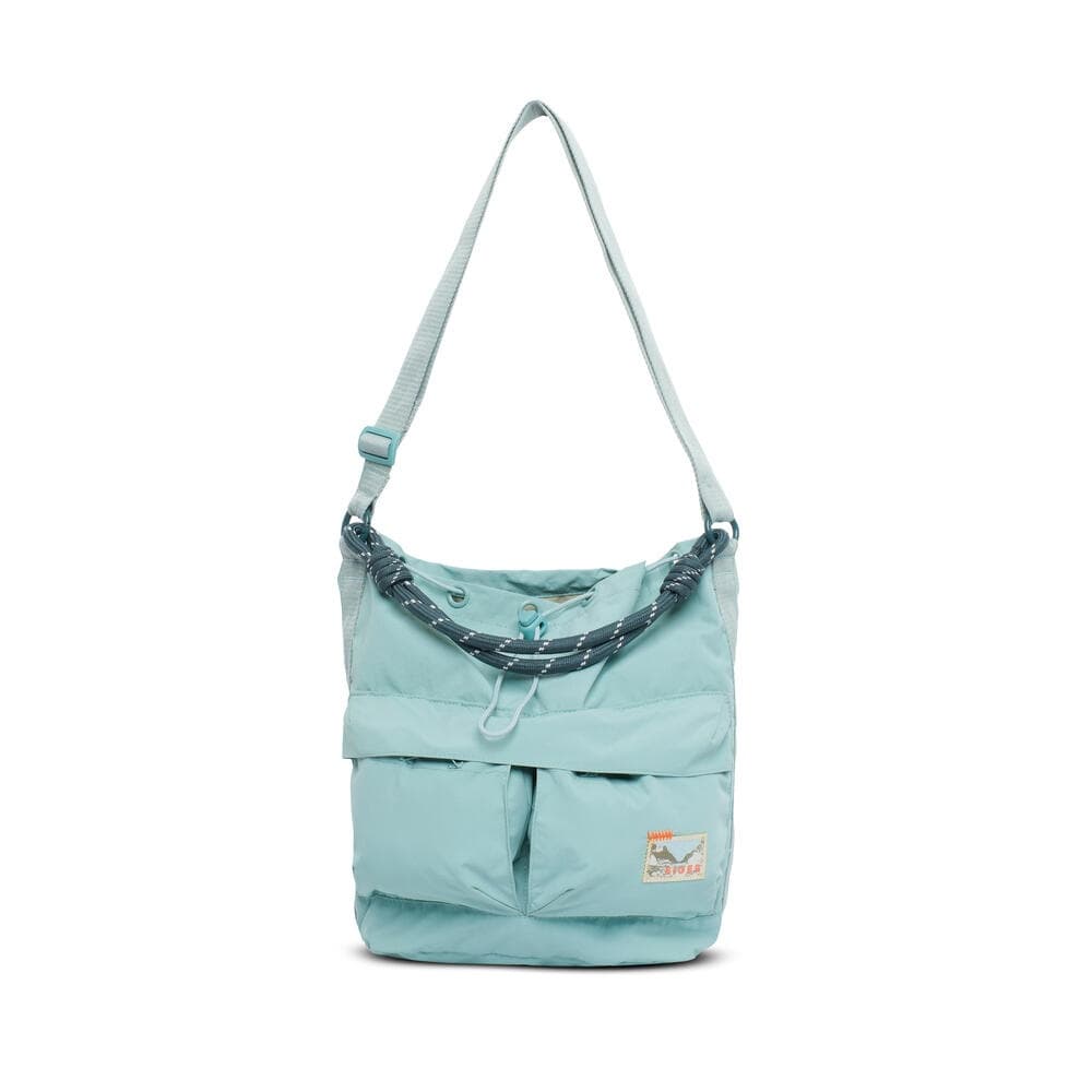 Women Boucle Bucket Bag merupakan tas bahu wanita dari EIGER