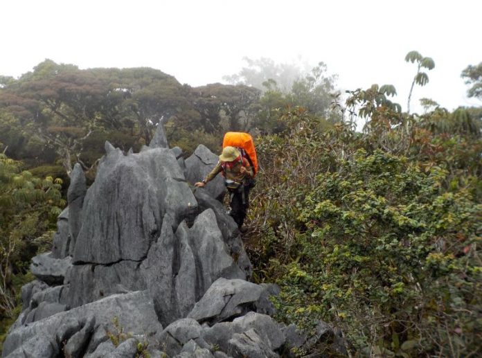 mengatasi kram otot kaki