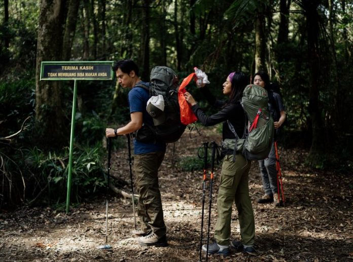 pendakian minim sampah