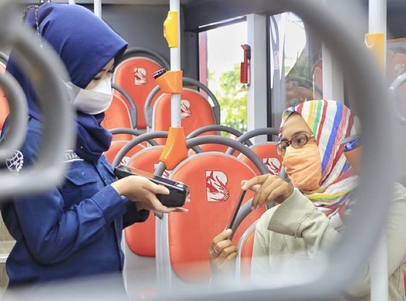 cara naik bus Surabaya