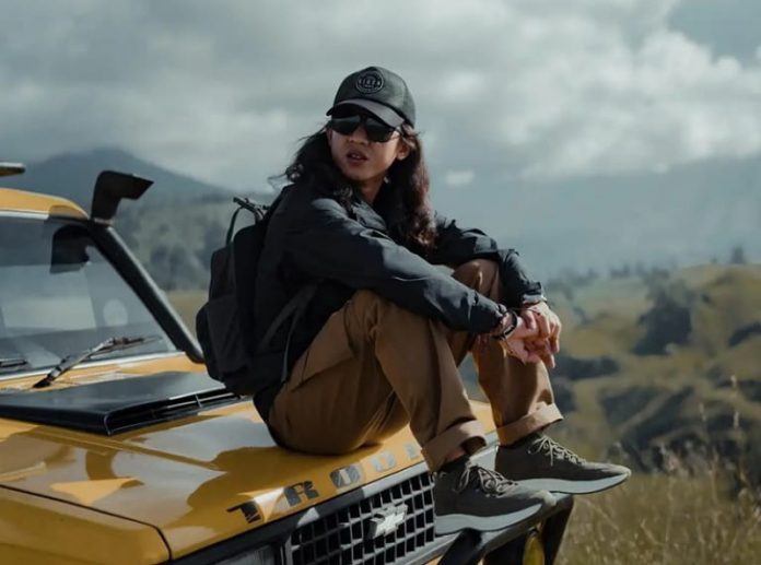 warna baju yang cocok untuk kulit sawo matang