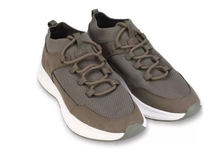 sepatu buat jalan jalan