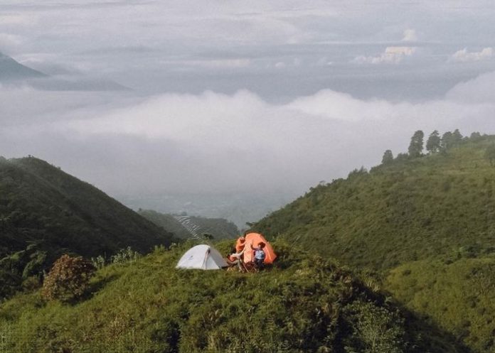 tenda camping 4 orang