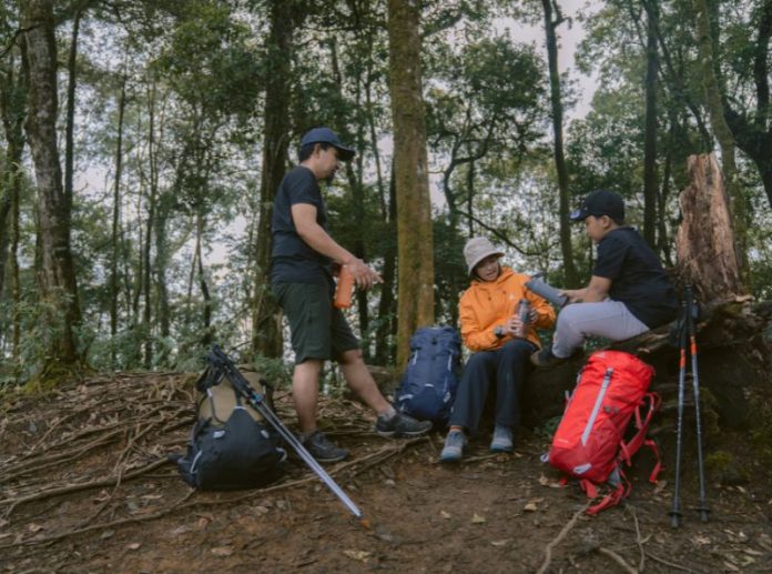 Manfaat camping bareng keluarga