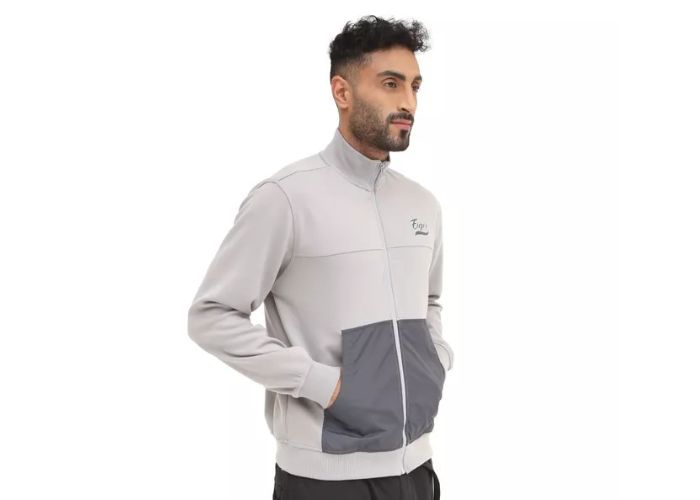 menjaga kesehatan saat musim hujan