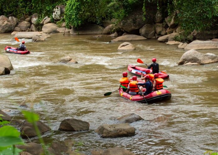rafting sungai