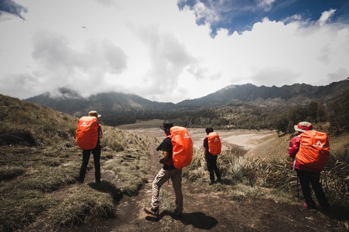 jalur pendakian gunung gede
