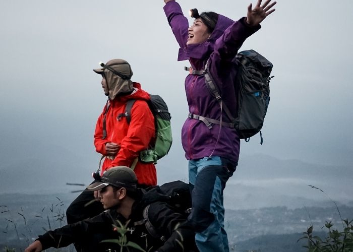 pakaian hangat untuk musim dingin