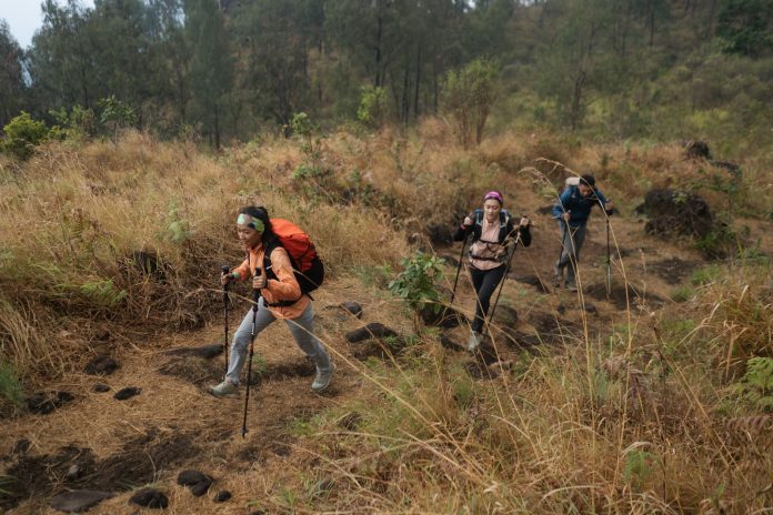 Larangan saat Mendaki Gunung