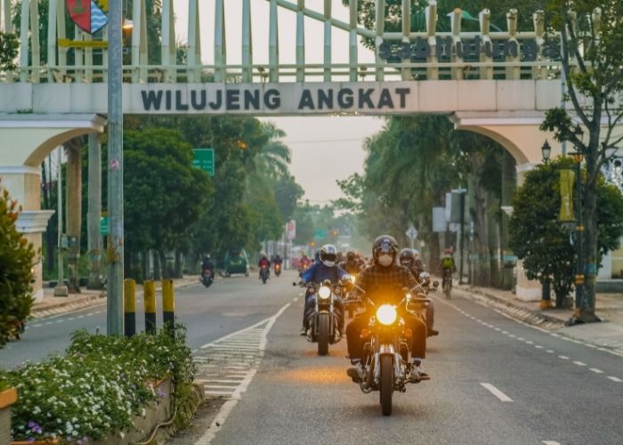 hak dan kewajiban di jalan raya