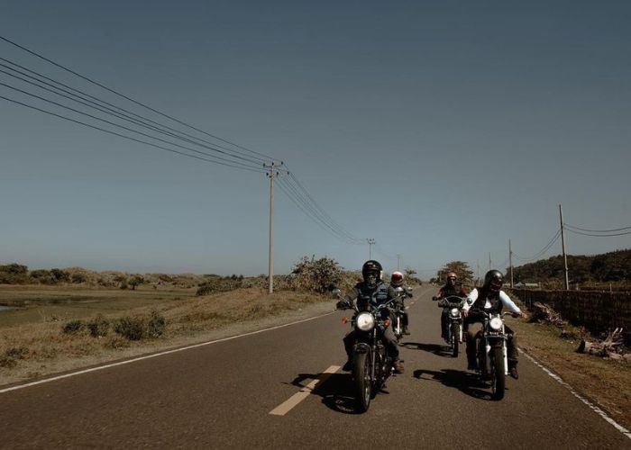 hak dan kewajiban di jalan raya