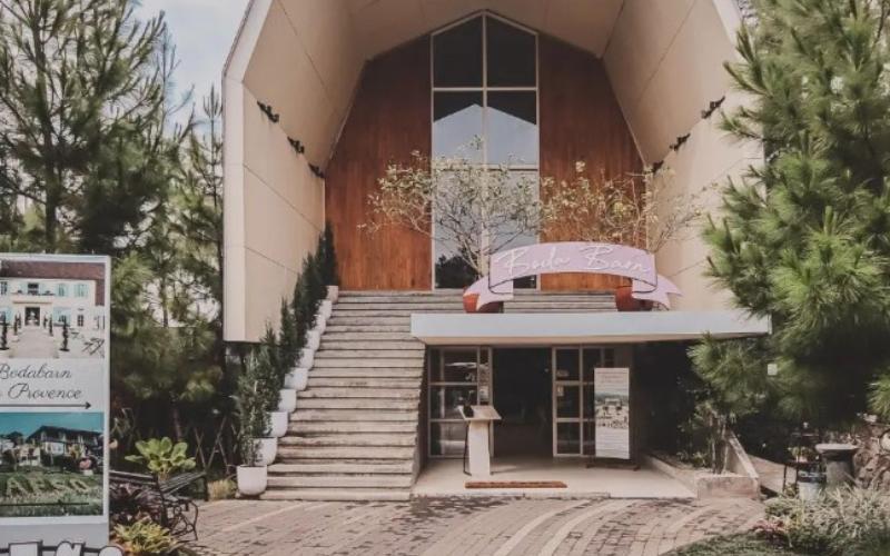 Cafe suasana alam di bandung