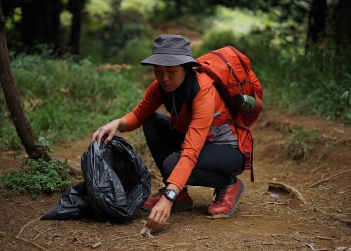 bahaya membakar sampah