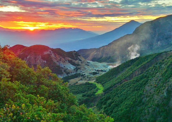 gunung terindah di indonesia