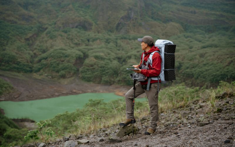 Perbedaan guide dan porter