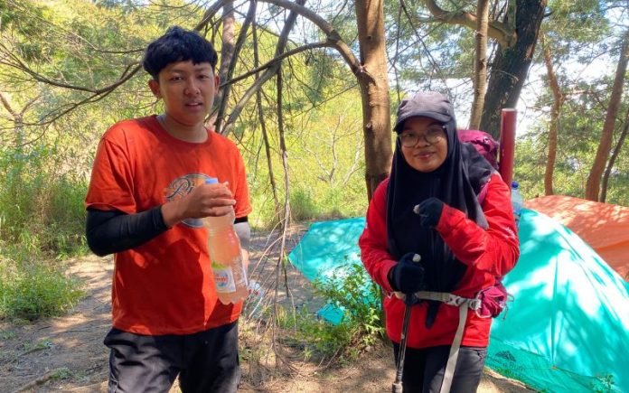 Perbedaan guide dan porter