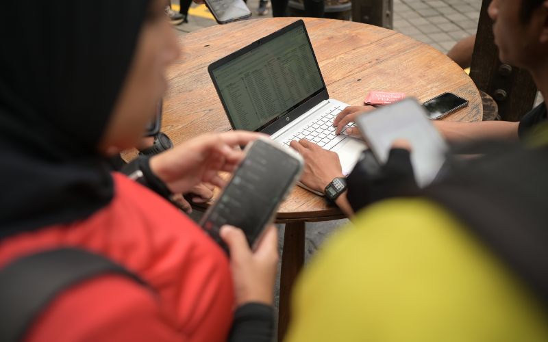 cara mengatur budget liburan