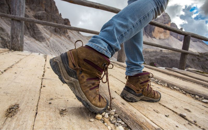 sepatu safety terbaik