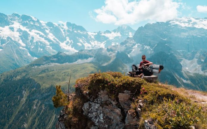 Short escape artinya