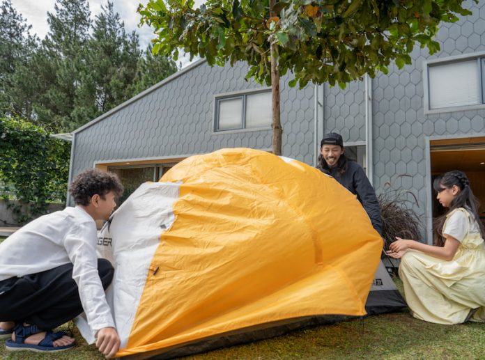 perlengkapan camping