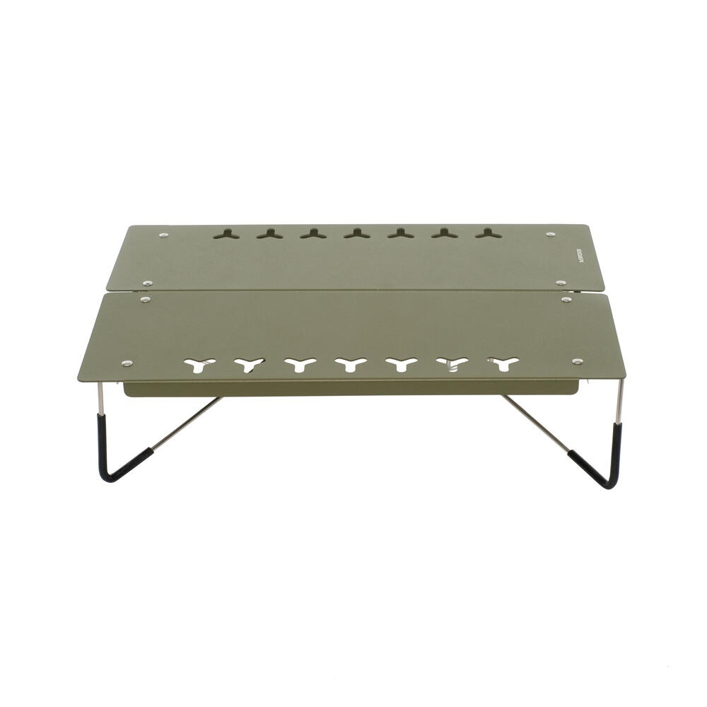 Syzy Pop Up Mini Table merupakan Rekomendasi Camping Gear dari EIGER Adventure