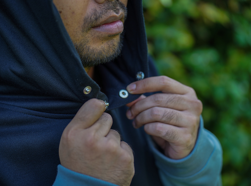 Cara Melipat Baju Untuk Traveling