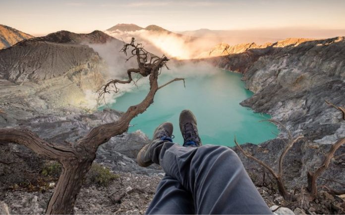 blue fire kawah ijen