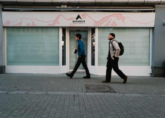 tips traveling ke luar negeri