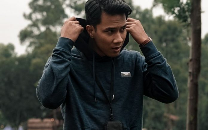 outfir ke hutan pinus